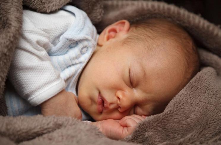 Ilustrasi bayi tidur. (pixabay/PublicDomainPictures)