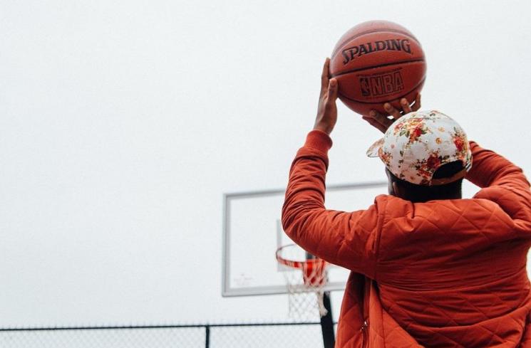 Ilustrasi main bola basket. (Pixabay/Pexels)