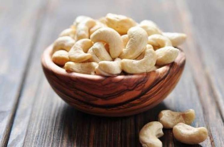 Ilustrasi kacang mete. (Shutterstock)